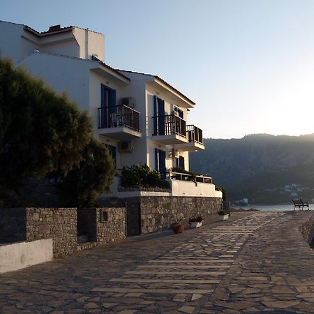 Lemos Hotel Kokkari Extérieur photo