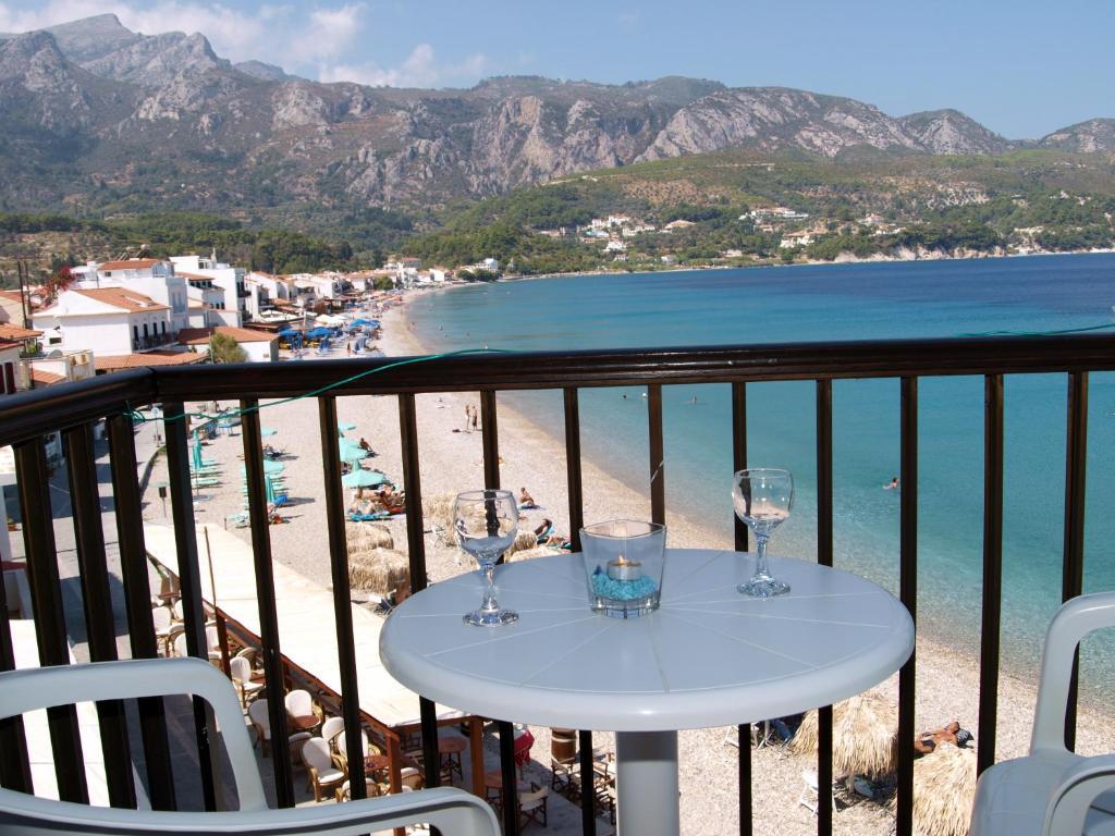 Lemos Hotel Kokkari Chambre photo