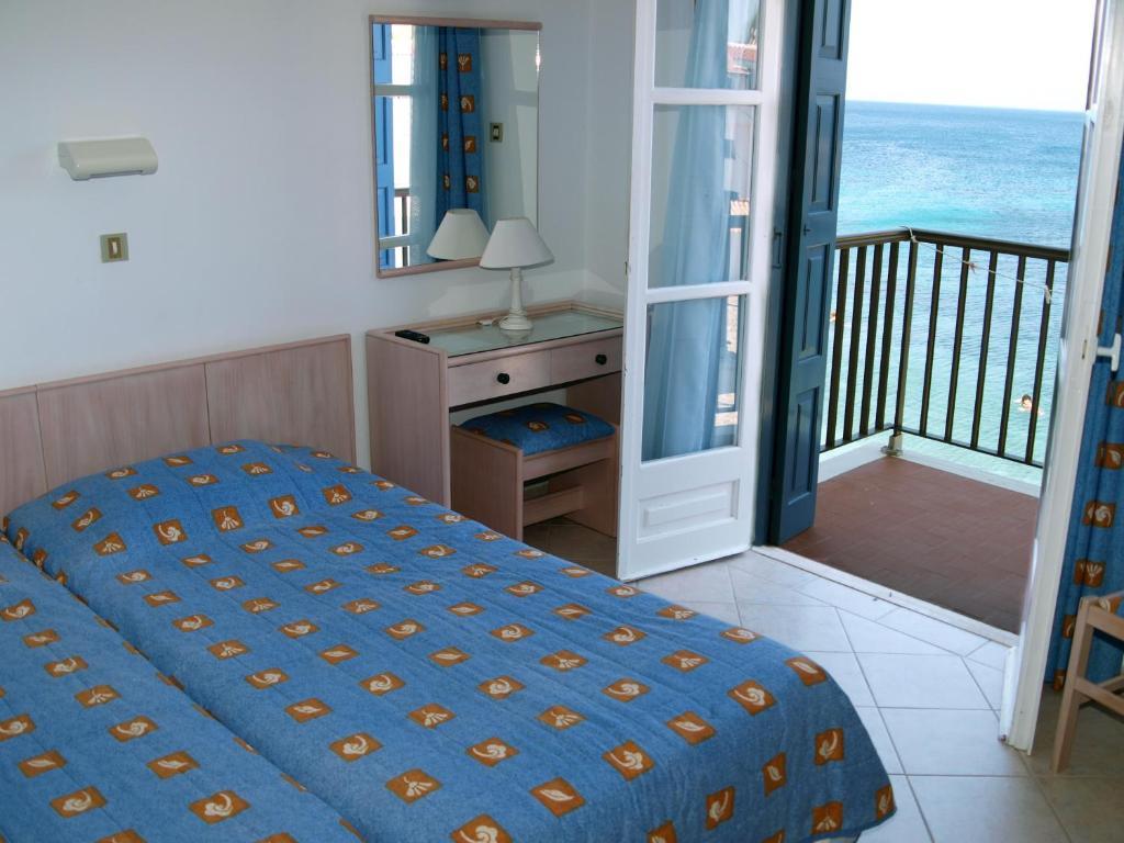 Lemos Hotel Kokkari Chambre photo
