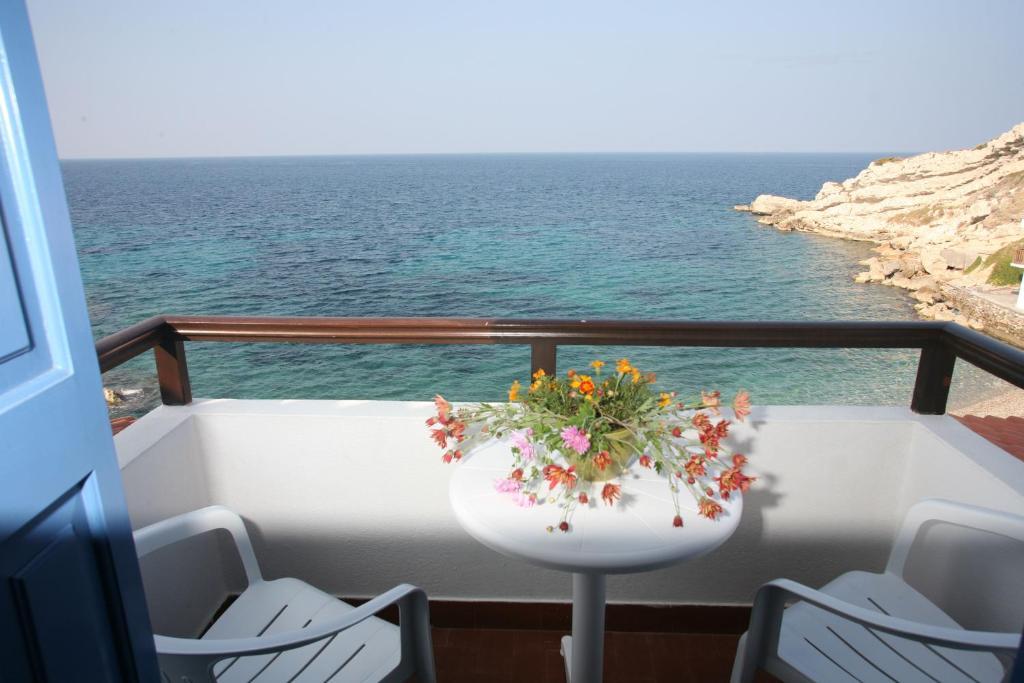 Lemos Hotel Kokkari Chambre photo